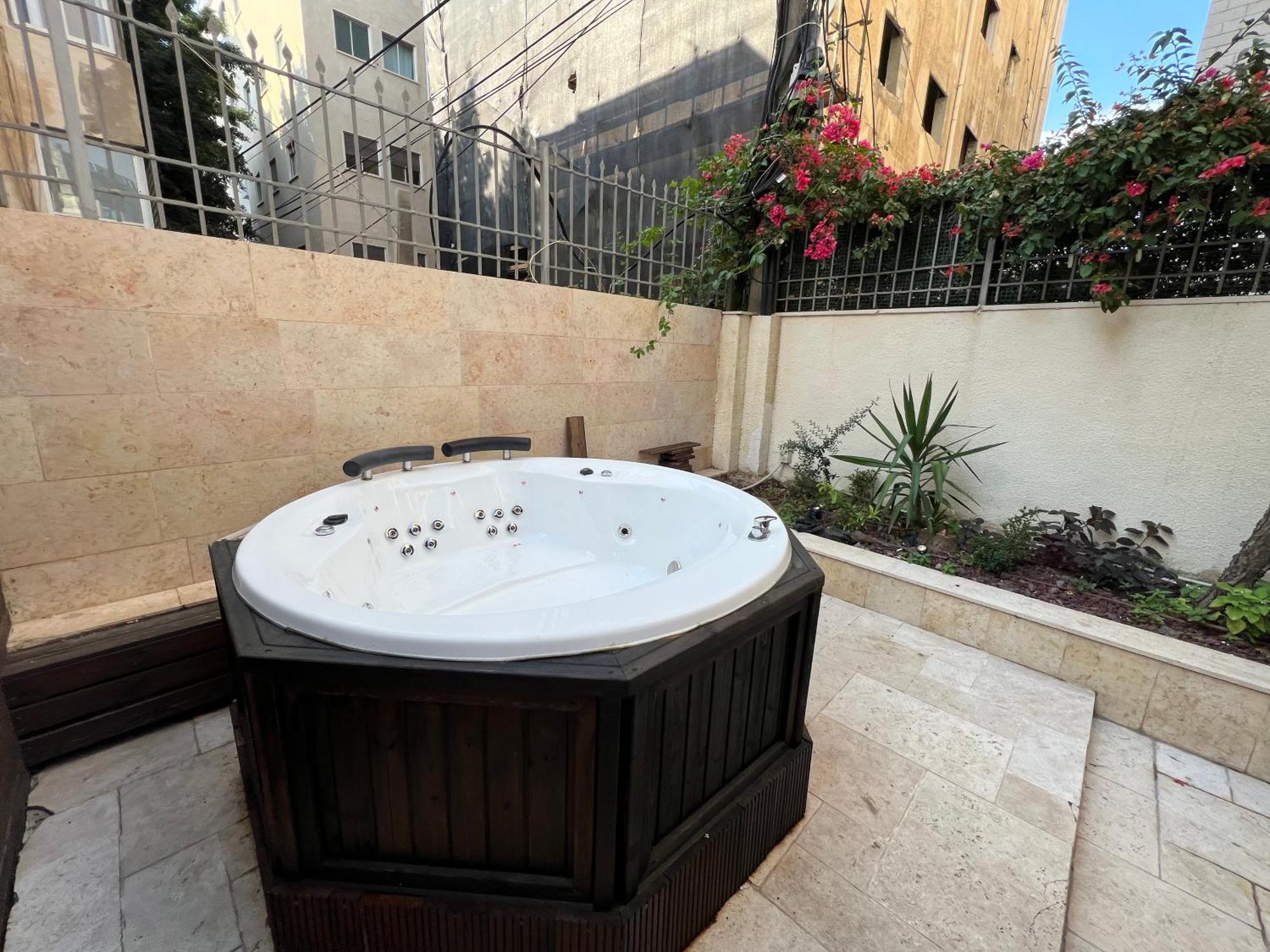 Beer Garden Hotel تل أبيب المظهر الخارجي الصورة