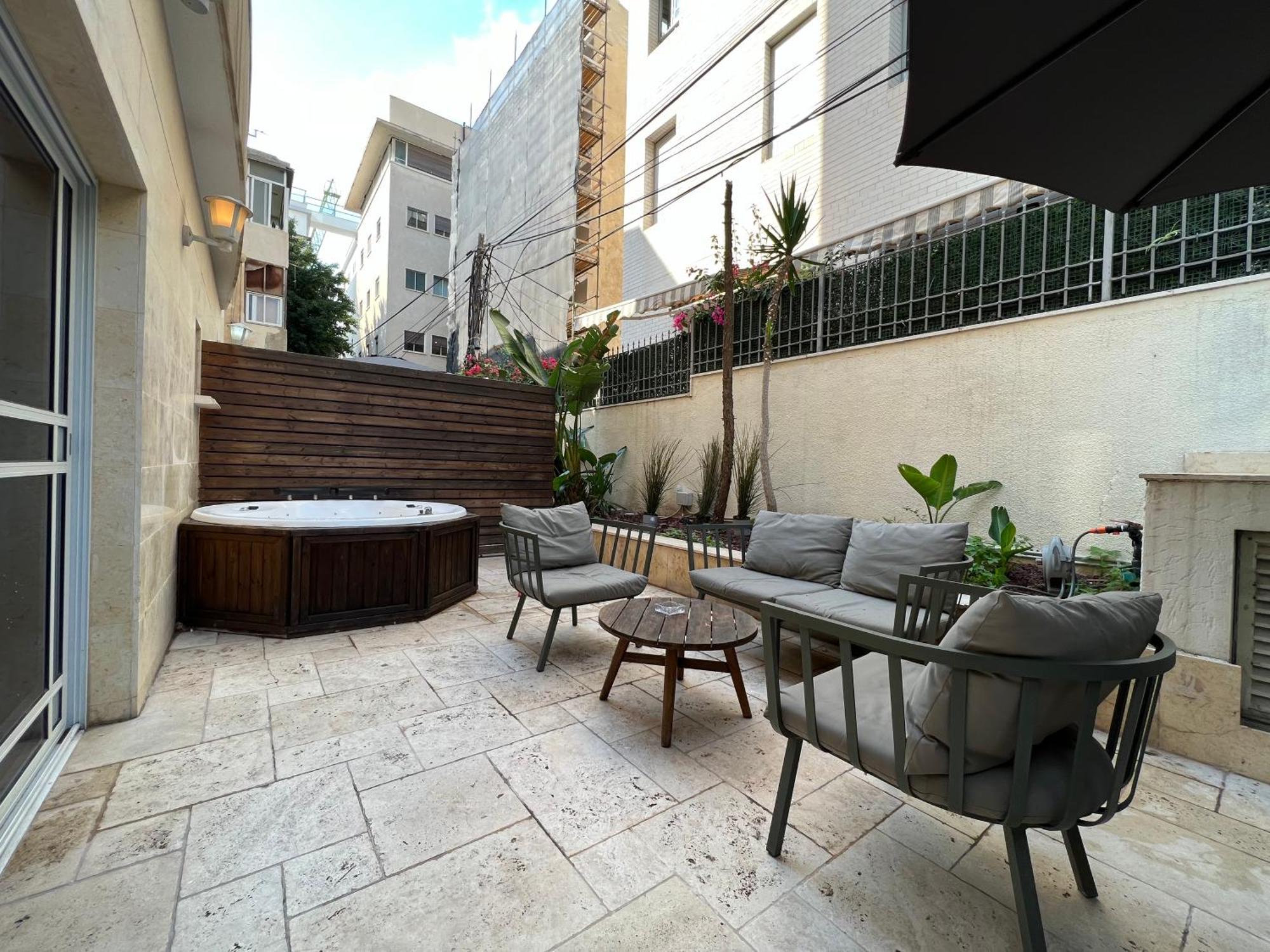 Beer Garden Hotel تل أبيب المظهر الخارجي الصورة